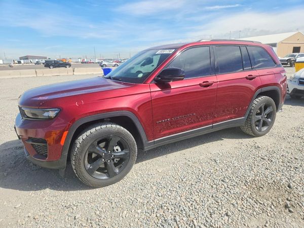 2022 JEEP GRAND CHEROKEE — DSFA — Front 3/4