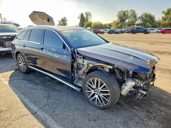 2023 MERCEDES-BENZ E — Passenger 3/4