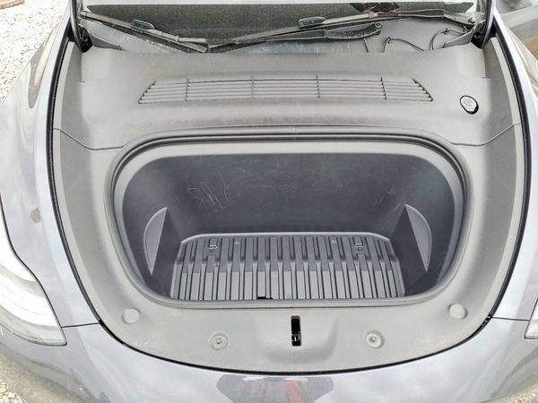 2025 TESLA MODEL Y — Engine bay