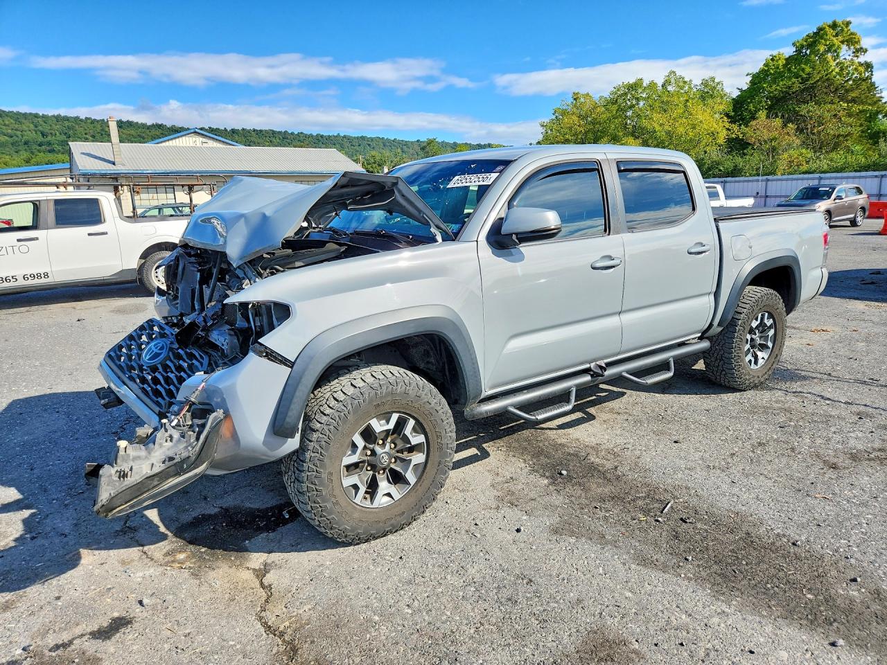 2021 TOYOTA TACOMA SR5 — Front 3/4