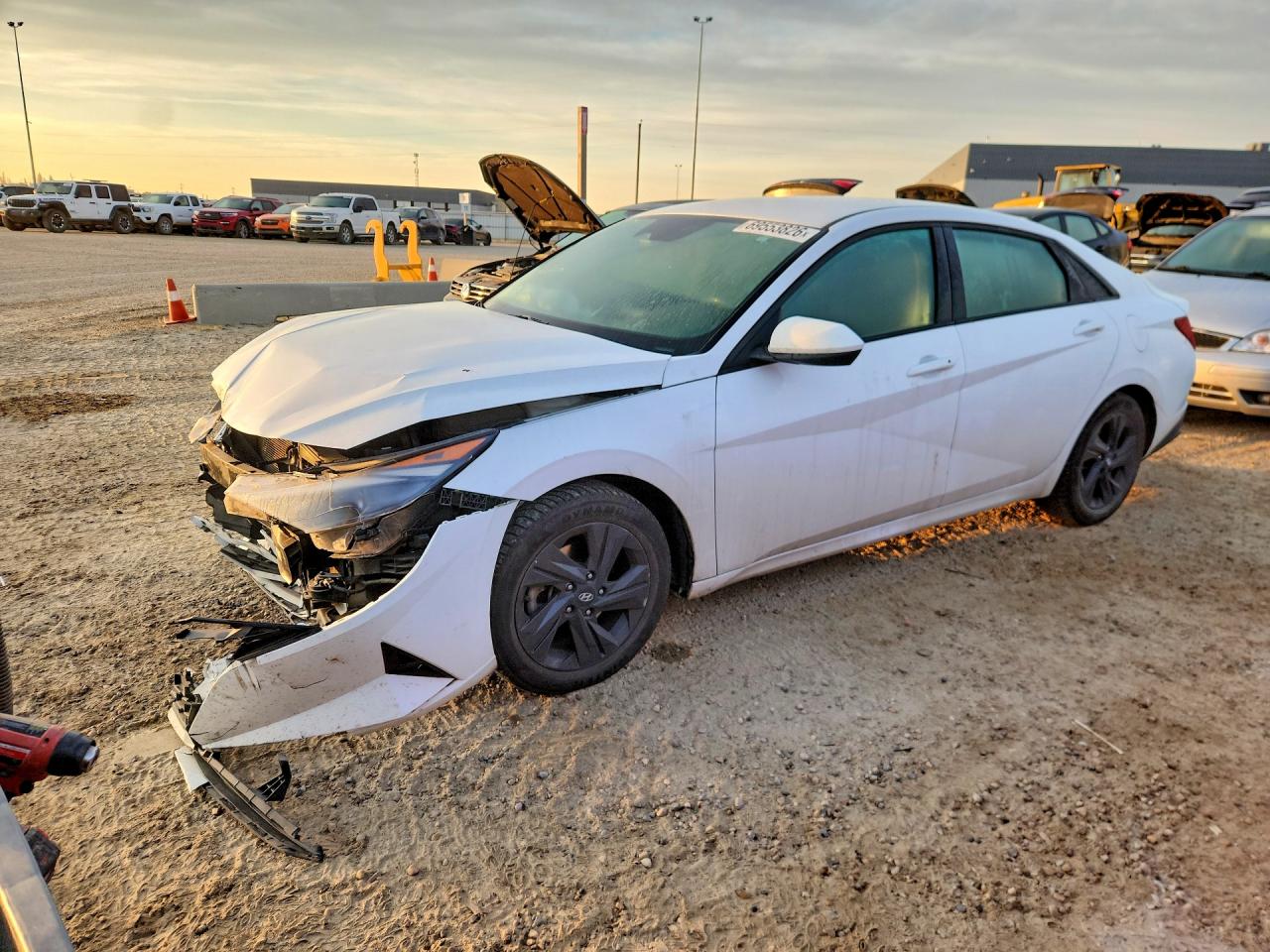 2021 HYUNDAI ELANTRA Blue — Front 3/4