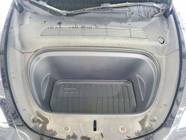 2023 TESLA MODEL Y — Engine bay