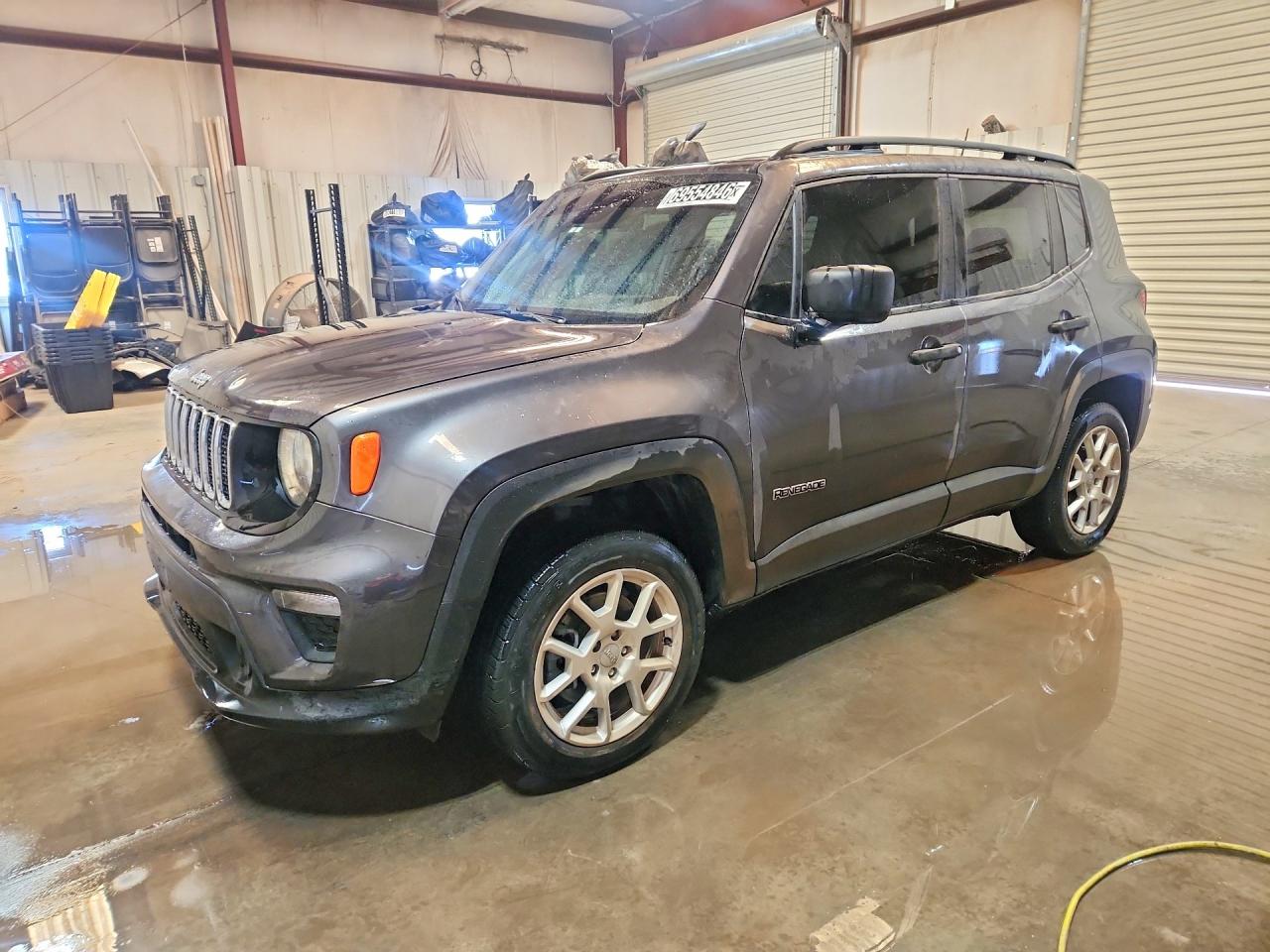 2019 JEEP RENEGADE Sport — Front 3/4
