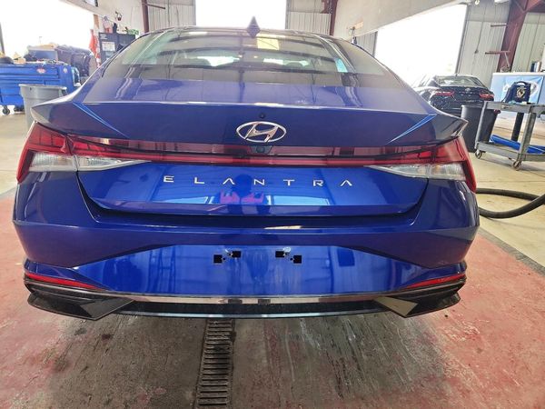 2021 HYUNDAI ELANTRA SEL — DIRR
