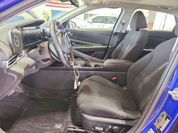 2021 HYUNDAI ELANTRA SEL — DENT