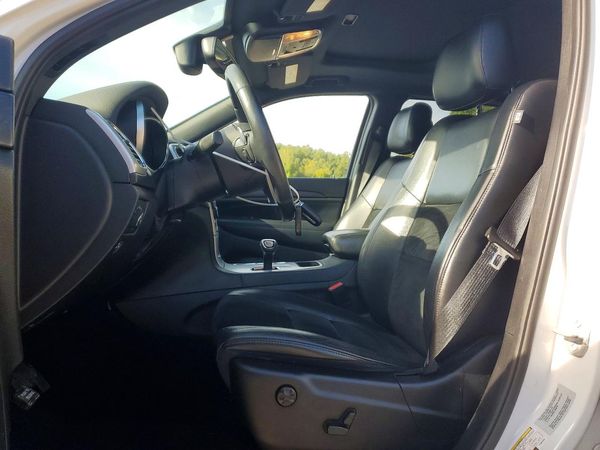 2015 JEEP GRAND CHEROKEE Laredo — DENT