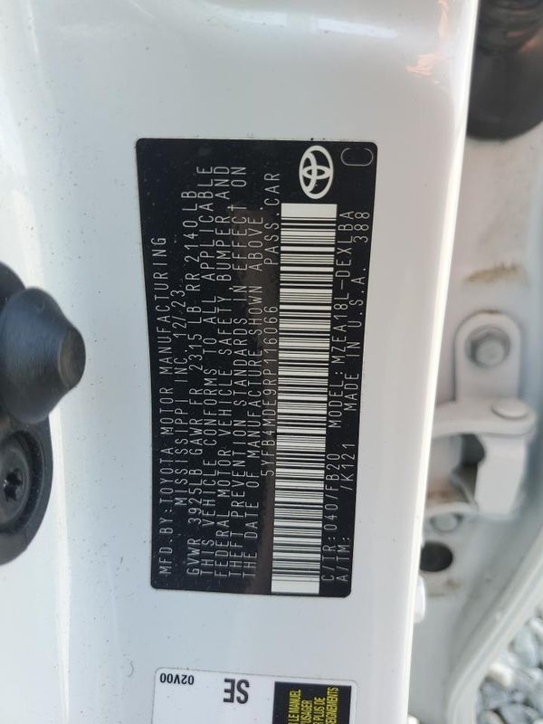 2024 TOYOTA COROLLA