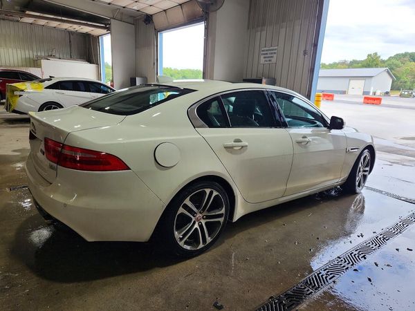 2017 JAGUAR XE — PSRA