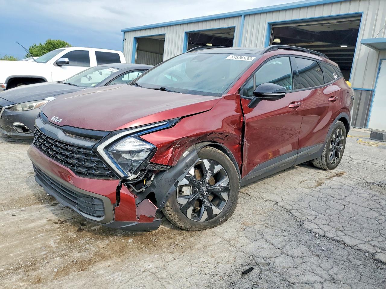 2023 KIA SPORTAGE — Front 3/4
