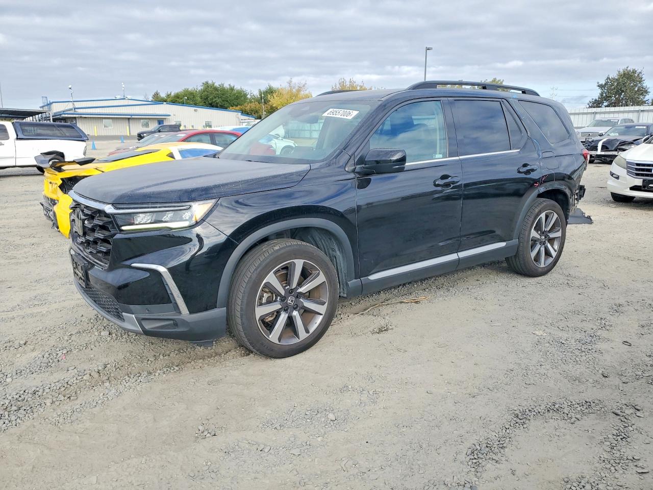 2023 HONDA PILOT — Front 3/4