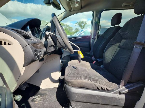 2020 DODGE GRAND CARAVAN SE — DENT