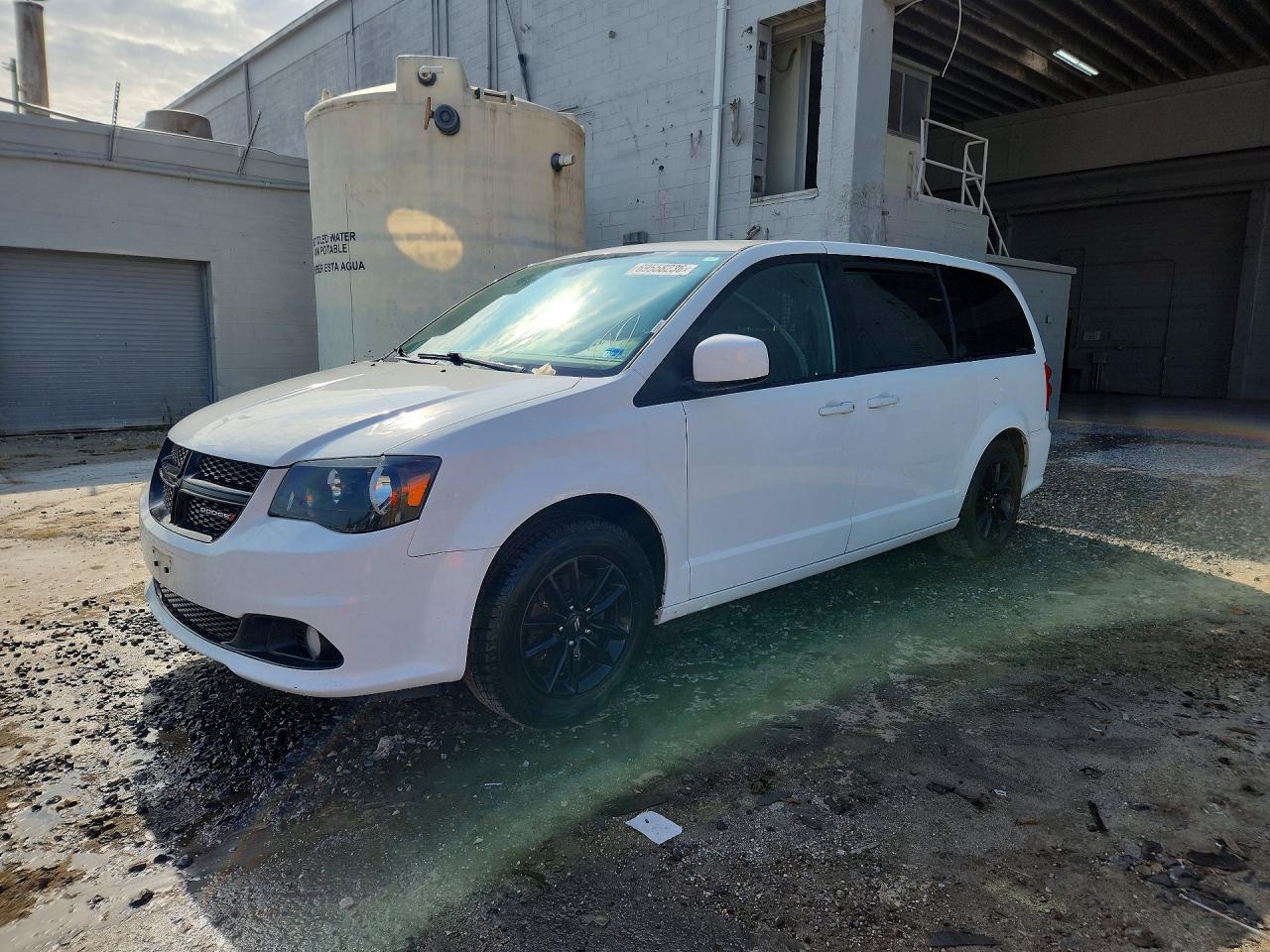 2019 DODGE GRAND CARAVAN — Front 3/4