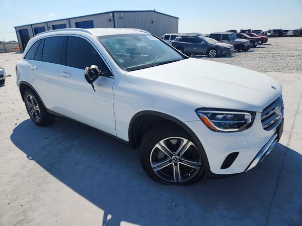 2020 MERCEDES-BENZ GLC — Passenger 3/4