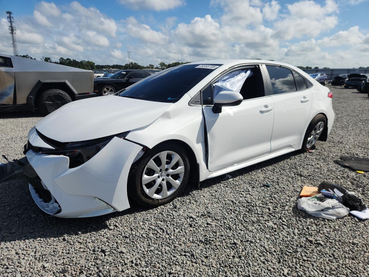 2026 TOYOTA COROLLA — Front 3/4