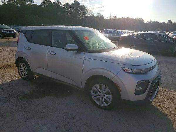 2020 KIA SOUL — Passenger 3/4