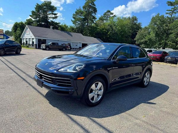 2019 PORSCHE CAYENNE