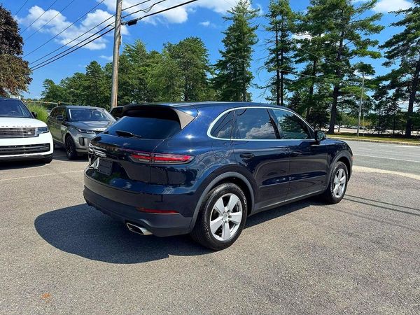 2019 PORSCHE CAYENNE