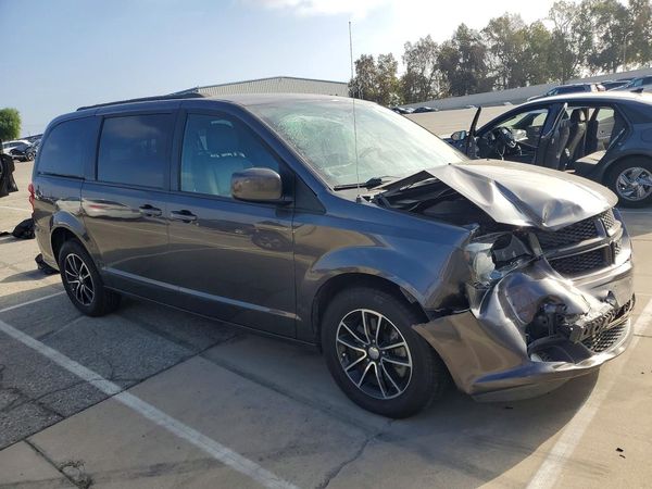 2019 DODGE GRAND CARAVAN — Passenger 3/4
