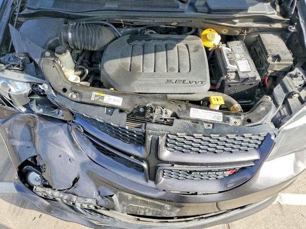 2019 DODGE GRAND CARAVAN — Engine bay