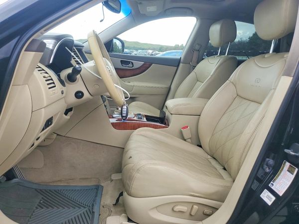 2013 INFINITI FX37 BASE — DENT