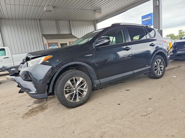 2016 TOYOTA RAV4 — DSFA — Front 3/4