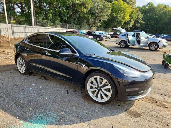 2019 TESLA MODEL 3 — Passenger 3/4