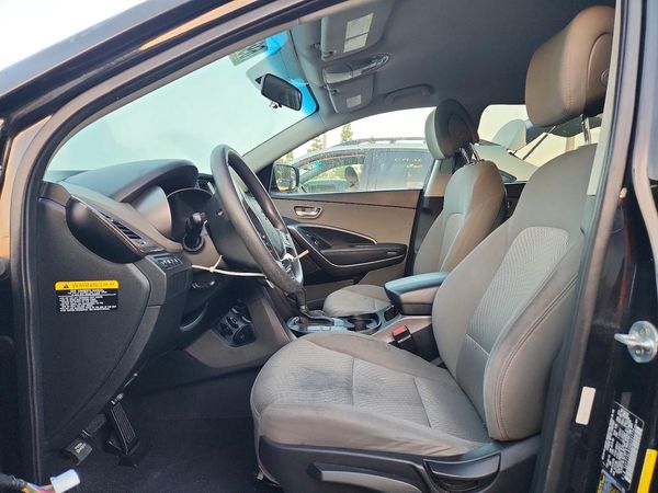 2017 HYUNDAI SANTA FE Base — DENT