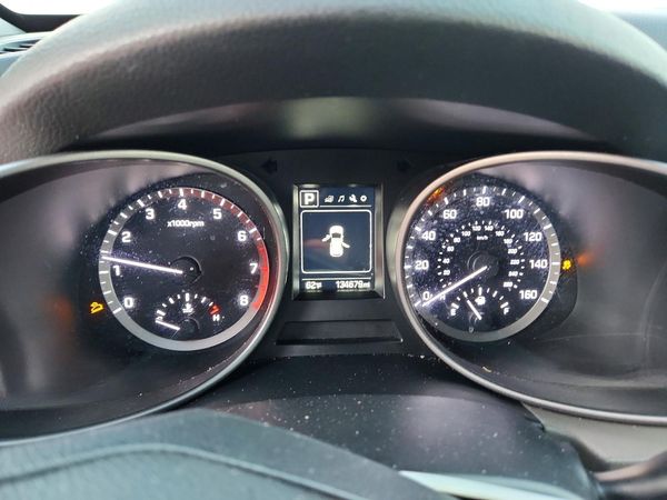 2017 HYUNDAI SANTA FE Base — ODOM