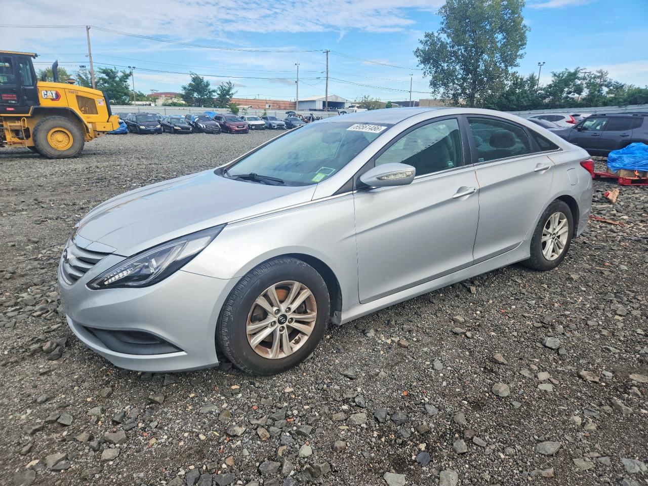 2014 HYUNDAI SONATA GLS/ GLS Popular — Front 3/4