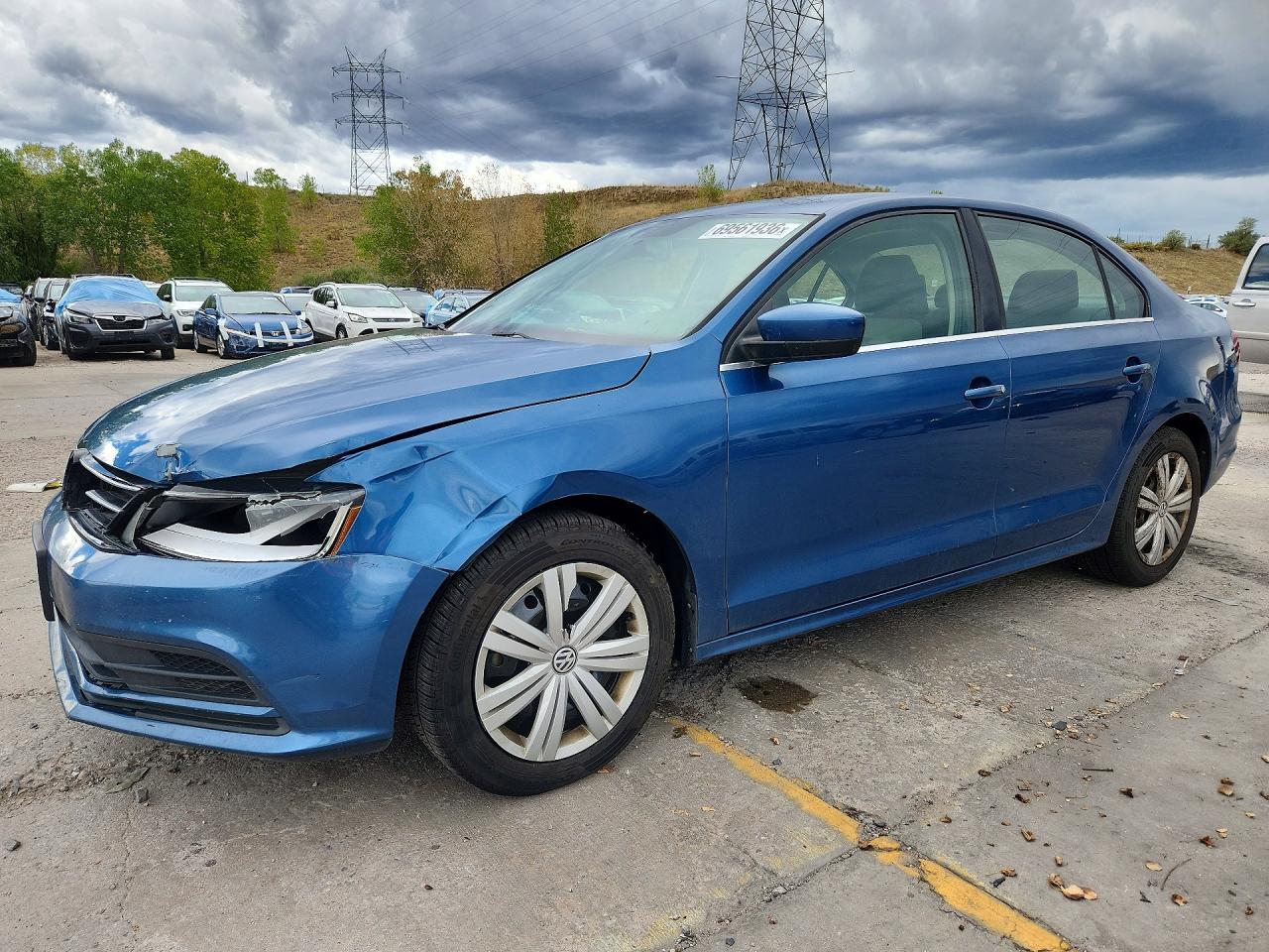 2017 VOLKSWAGEN JETTA S — Front 3/4