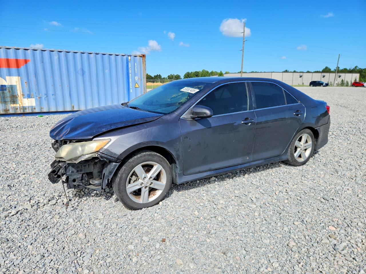 2012 TOYOTA CAMRY — Front 3/4