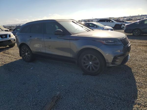 2018 LAND ROVER RANGEROVER R-Dynamic SE — Passenger 3/4