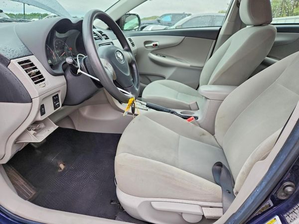 2013 TOYOTA COROLLA — DENT