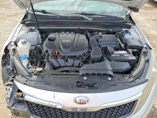 2013 KIA OPTIMA LX — Engine bay