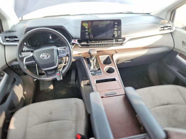 2021 TOYOTA SIENNA — CKPT