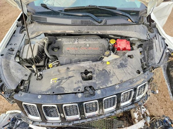 2020 JEEP COMPASS Limited — Engine bay