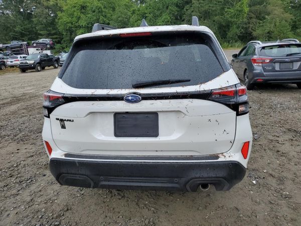 2025 SUBARU FORESTER Limited