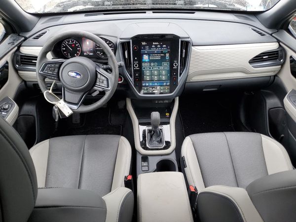 2025 SUBARU FORESTER Limited