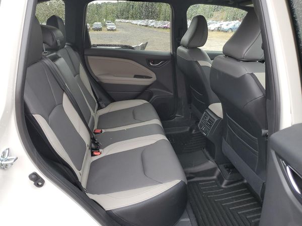 2025 SUBARU FORESTER Limited