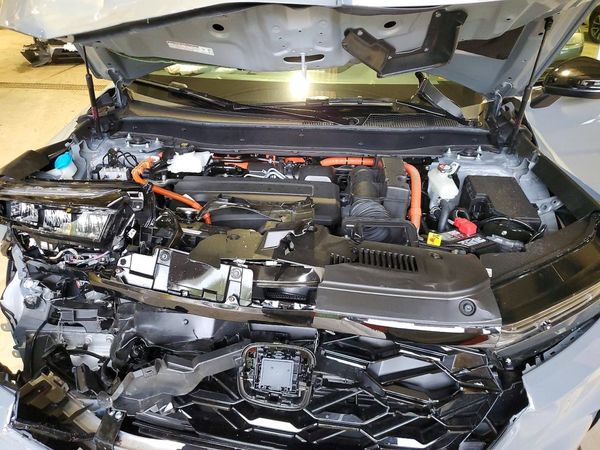 2026 HONDA CR-V — Engine bay
