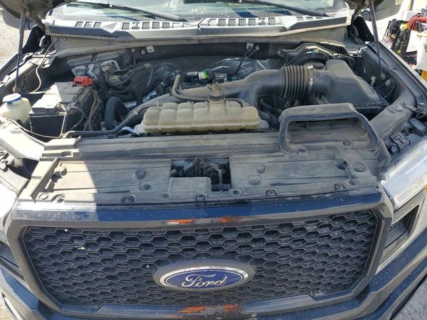 2019 FORD F150 — Engine bay