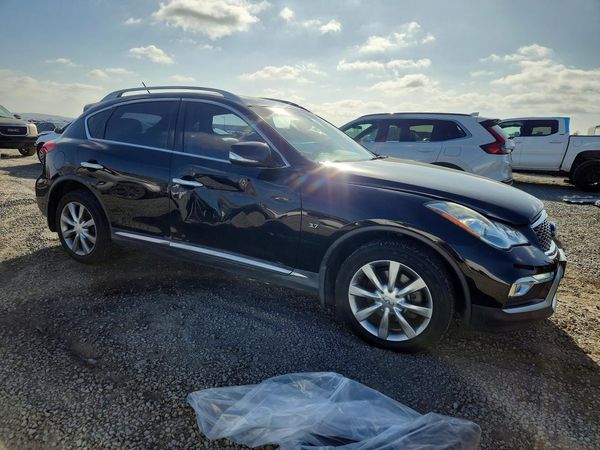 2017 INFINITI QX50 — Passenger 3/4