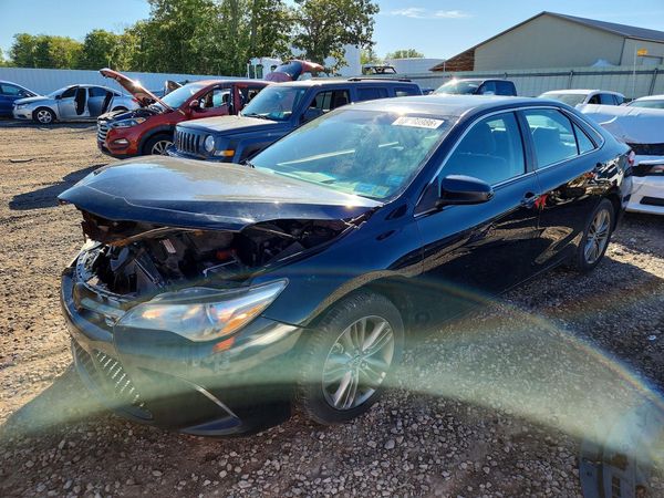 2015 TOYOTA CAMRY — DSFA — Front 3/4