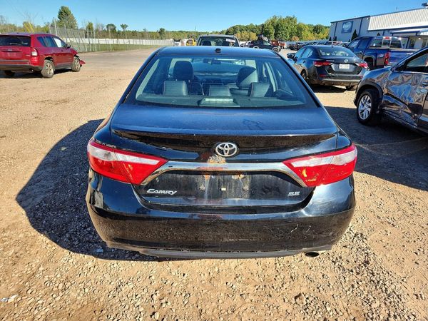 2015 TOYOTA CAMRY — DIRR