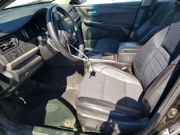 2015 TOYOTA CAMRY — DENT