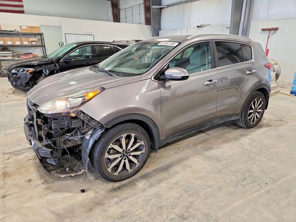 2018 KIA SPORTAGE — DSFA — Front 3/4