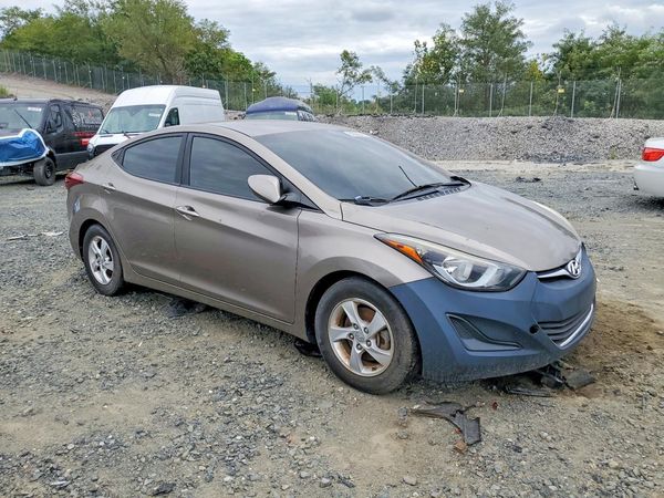 2015 HYUNDAI ELANTRA — Passenger 3/4