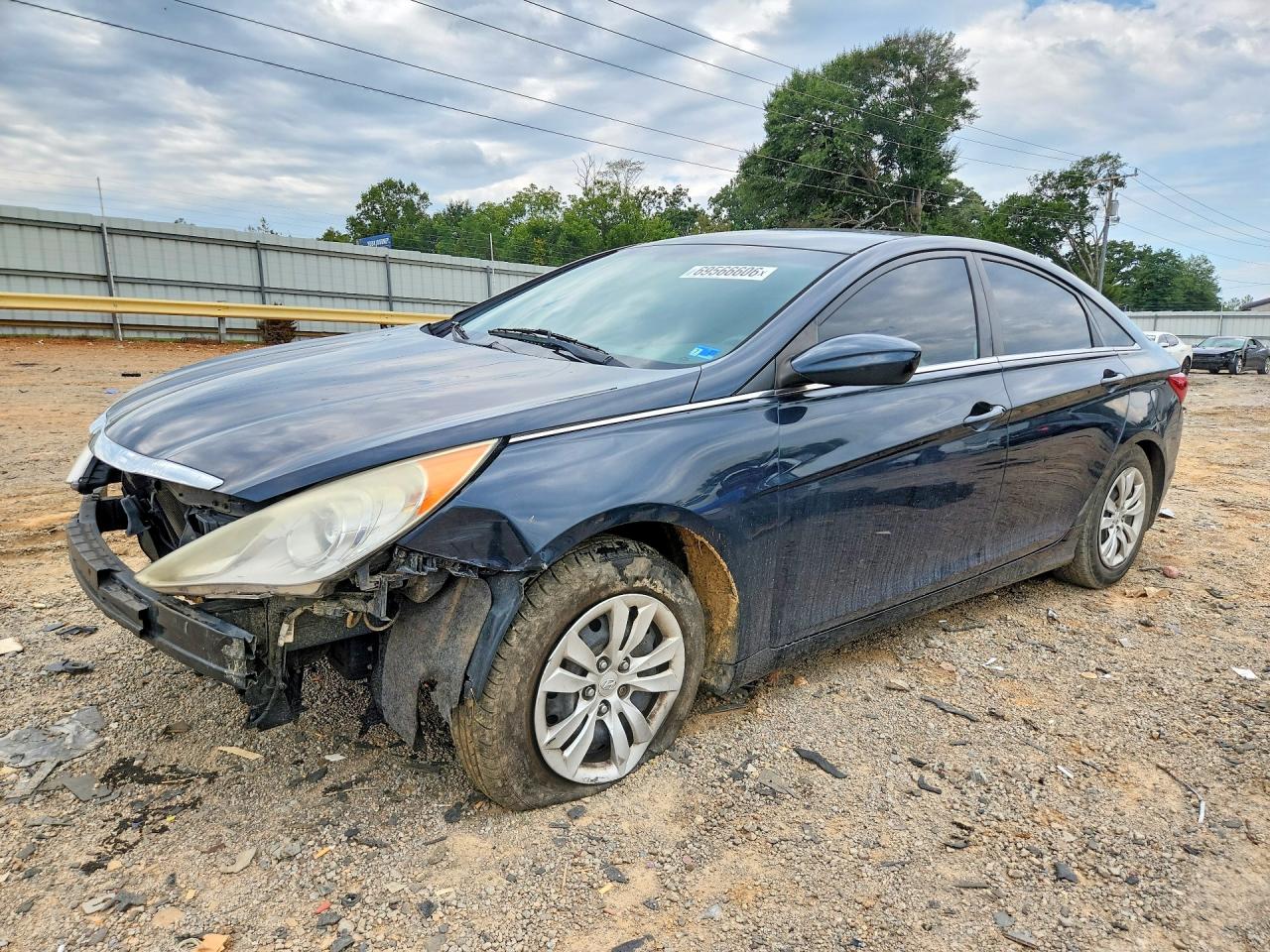 2012 HYUNDAI SONATA — Front 3/4