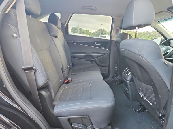 2019 KIA SORENTO L, LX, S