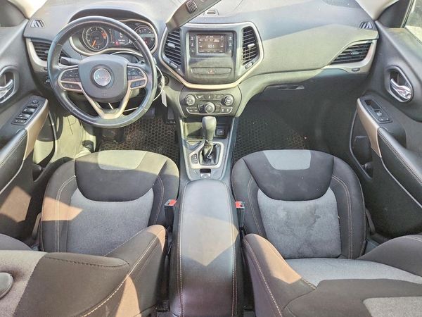 2017 JEEP CHEROKEE Sport — CKPT